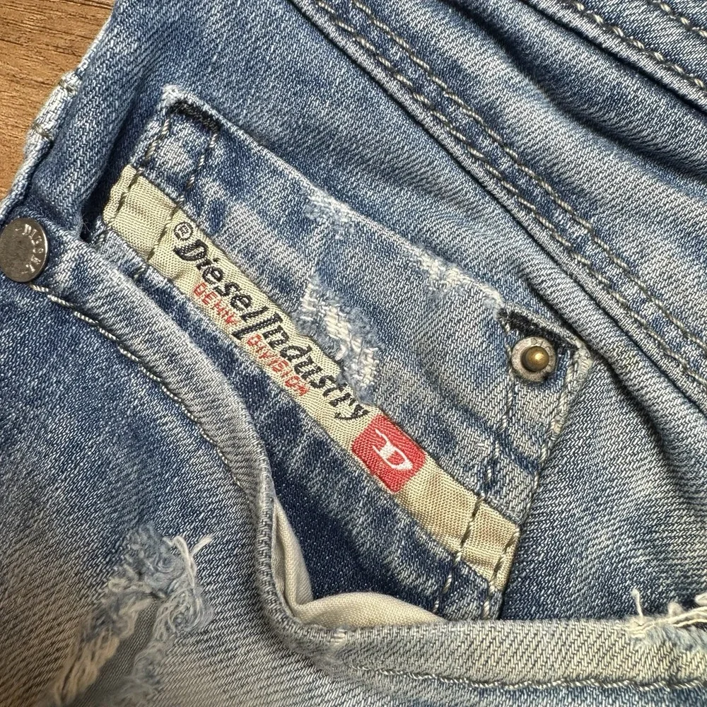 Diesel Iakop Jeans Mens 32x32 Blue Distressed Slim Tapered Stretch Denim 060TP